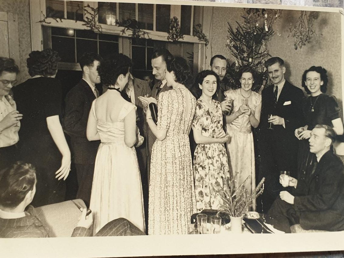 Festive Vintage Christmas Photos 1940s 1960s The Vintage Inn