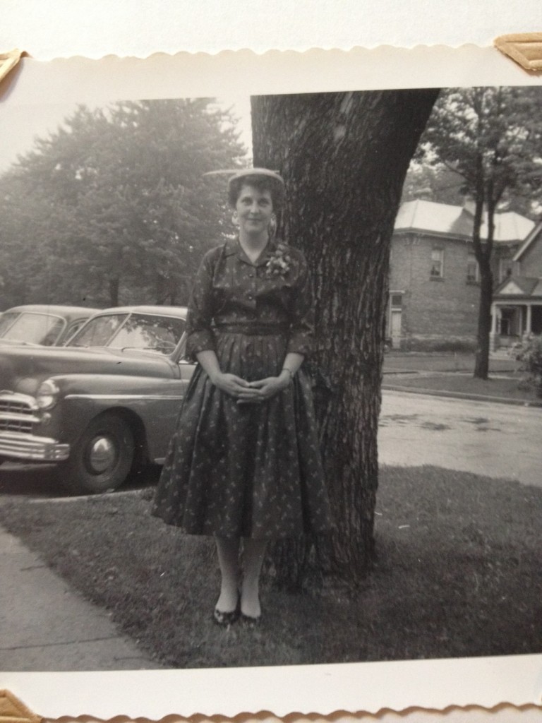 1950s Dior Look / 1950s fashion as seen in this 1950s photo of the Vintage Inn Blog grandmother, Betty who is wearing a 1950s dress and 1950s hat. 