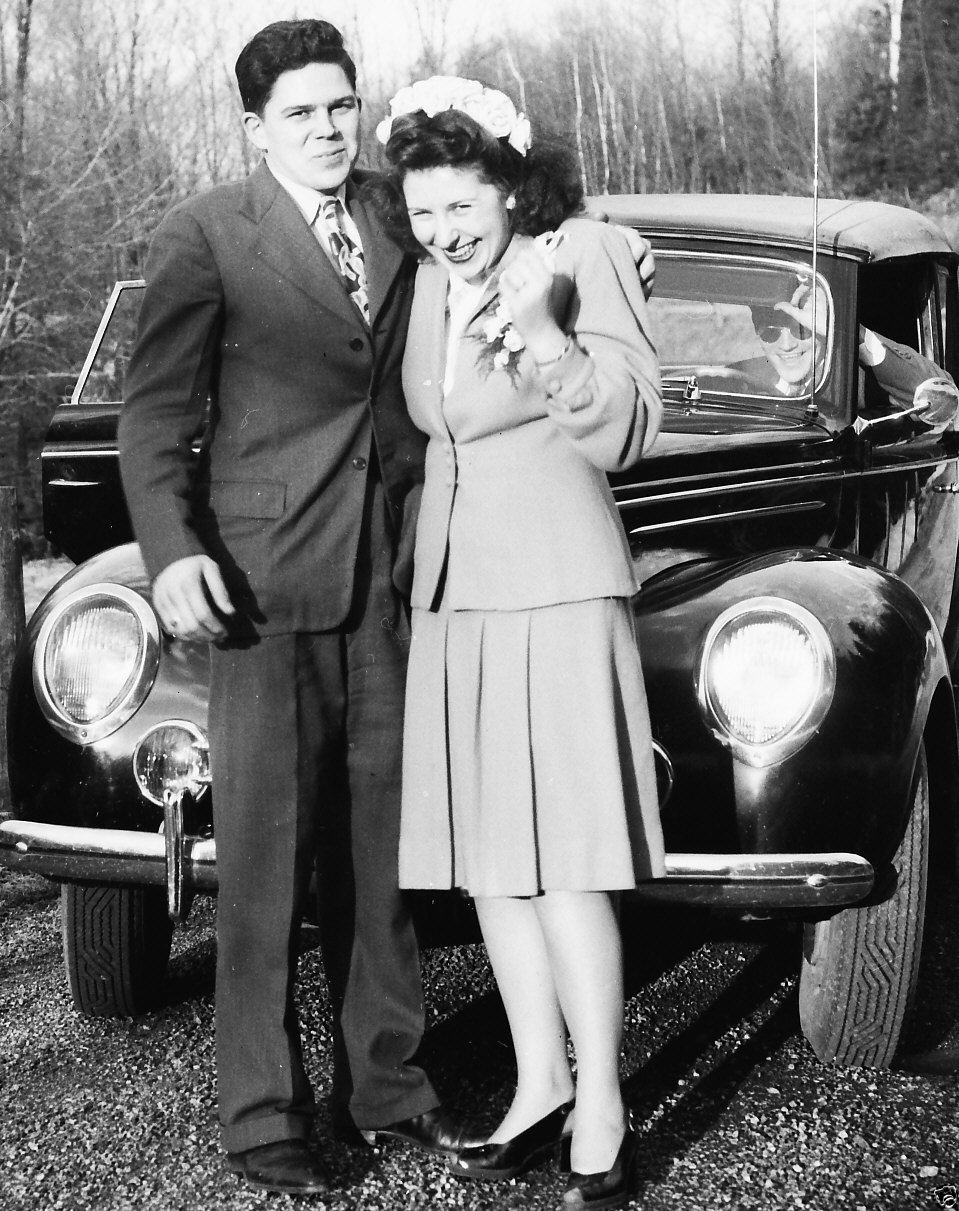 Just Married Couple Posing 1940s/ Early 1950s Grand Forks, BC Vintage Photo