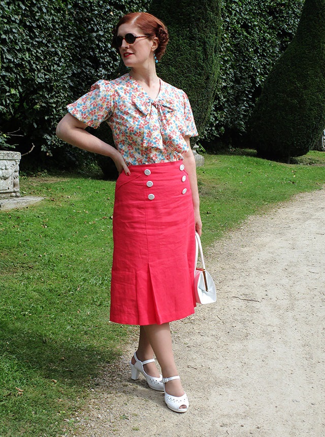 Vintage Gal-Vintage Blogger