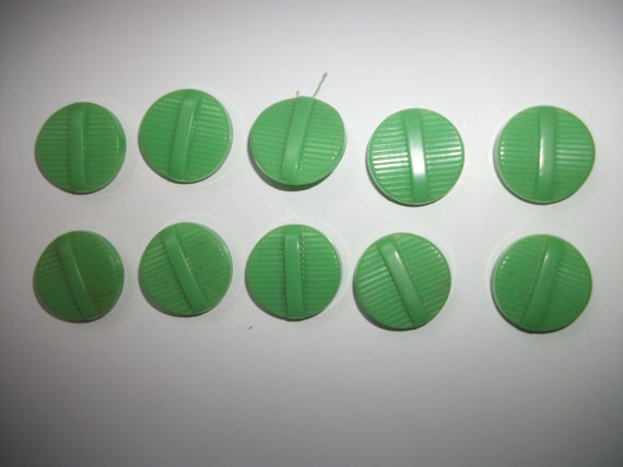 Vintage Buttons: Bright Green Celluloid Buttons. Very Art Deco looking.