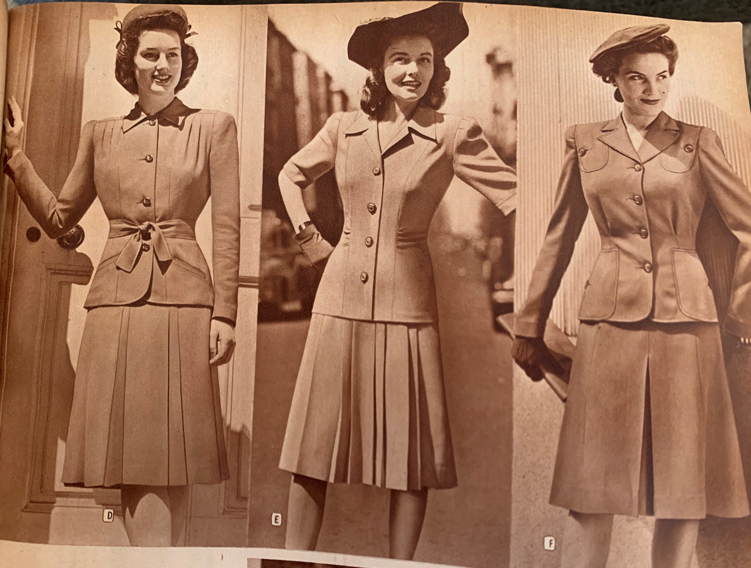 The Skirt Suit: A Fall Fashion Trend. The 1940s Edition - The Vintage Inn