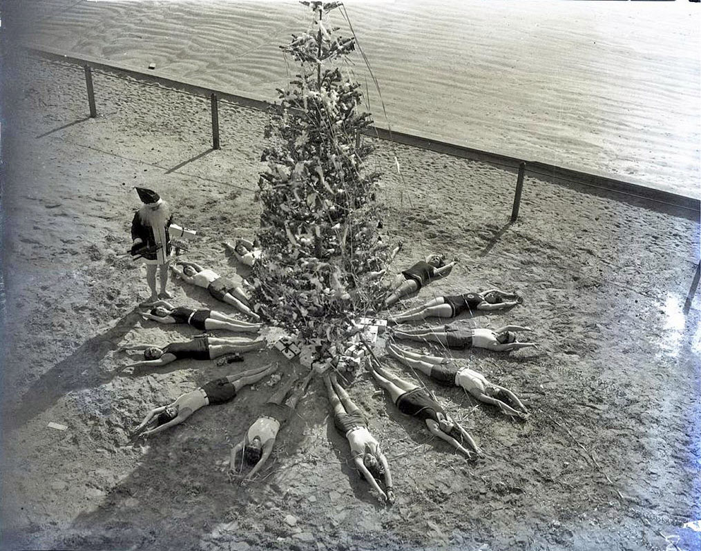 Santa and Swimmers on the Beach, Los Angeles 1927