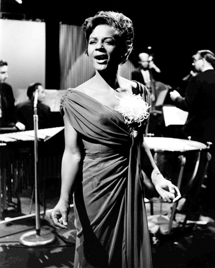 Eleanor Collins singing at CBC TV Studios, 1960s (Franz Lindner, CBC)