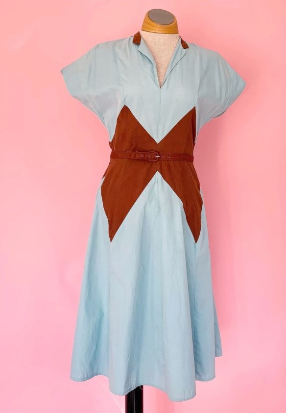 1950s Color Block Cotton Swing Dress. 1950’s Fit n flare cotton dress in a sky blue and chocolate brown color block.