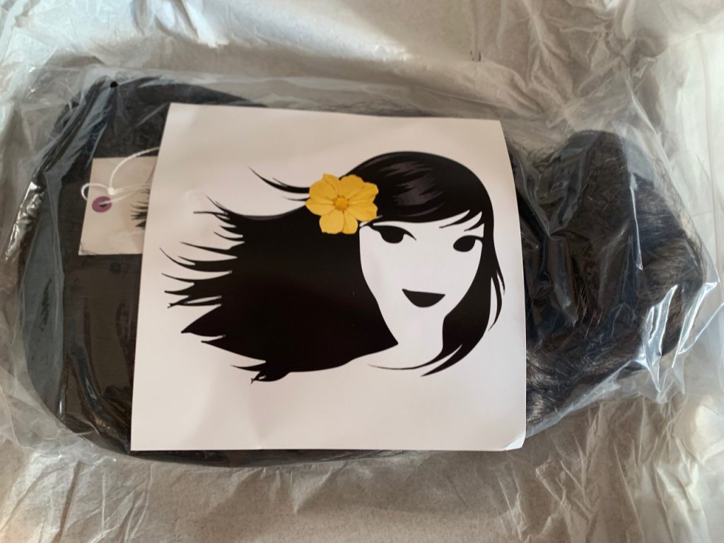 Annabelle's Wigs is an online designer and retailer of vintage / pinup style vegan synthetic wigs, lace fronts, hair pieces & hair extensions. They are based in the UK, but ship all over the world. 